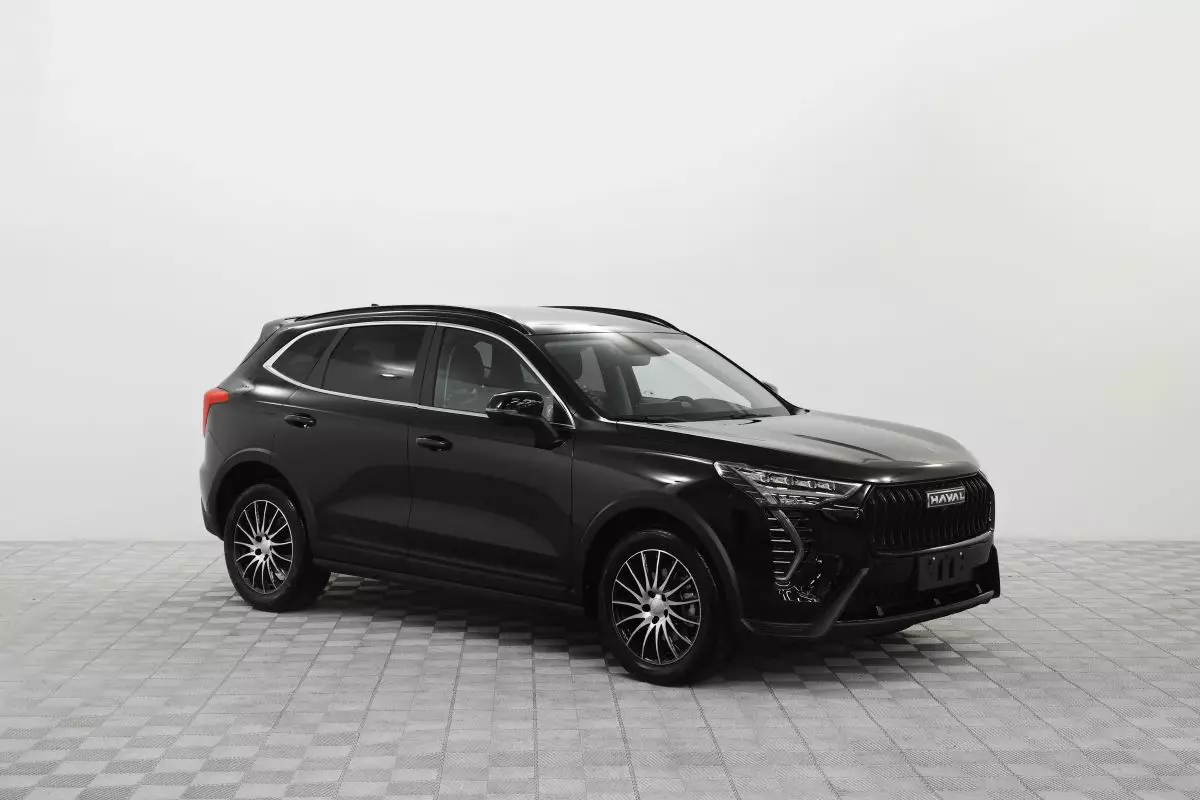 Автосалон: Haval New Jolion