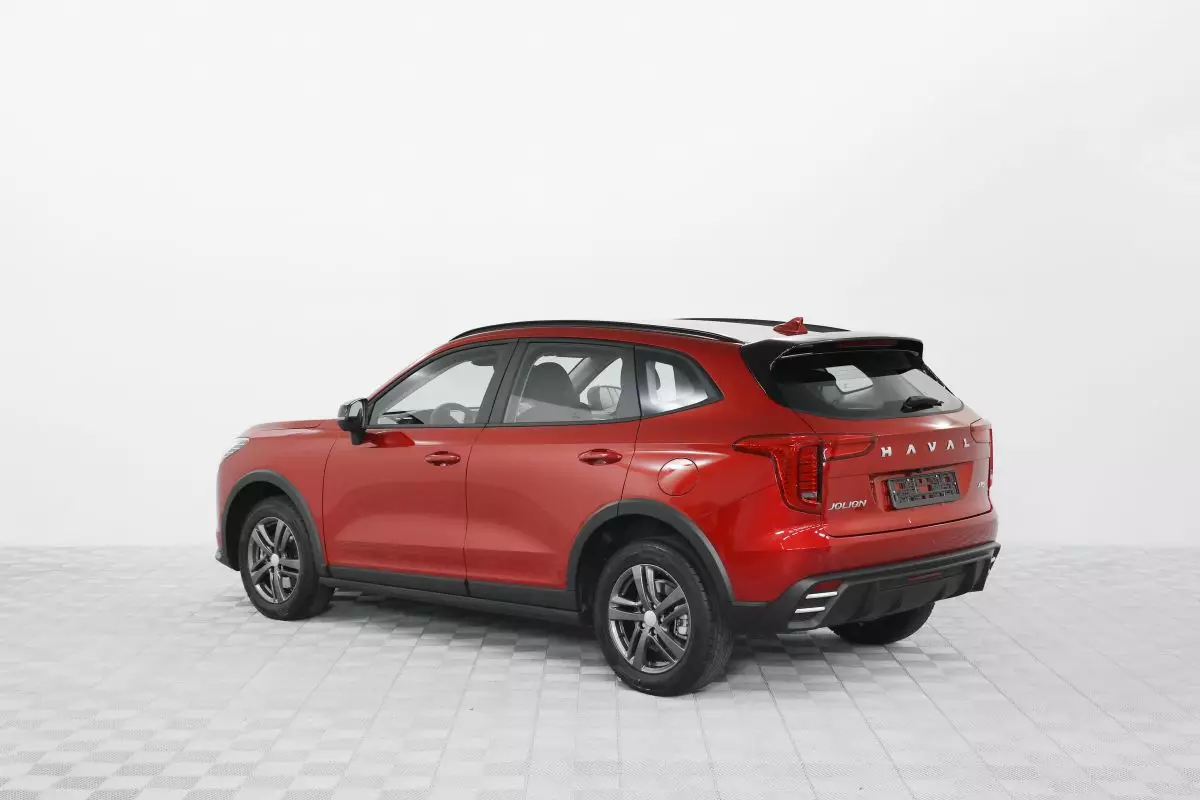 Автосалон: Haval New Jolion