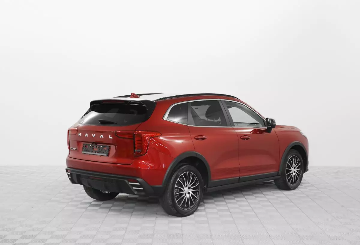 Автосалон: Haval New Jolion