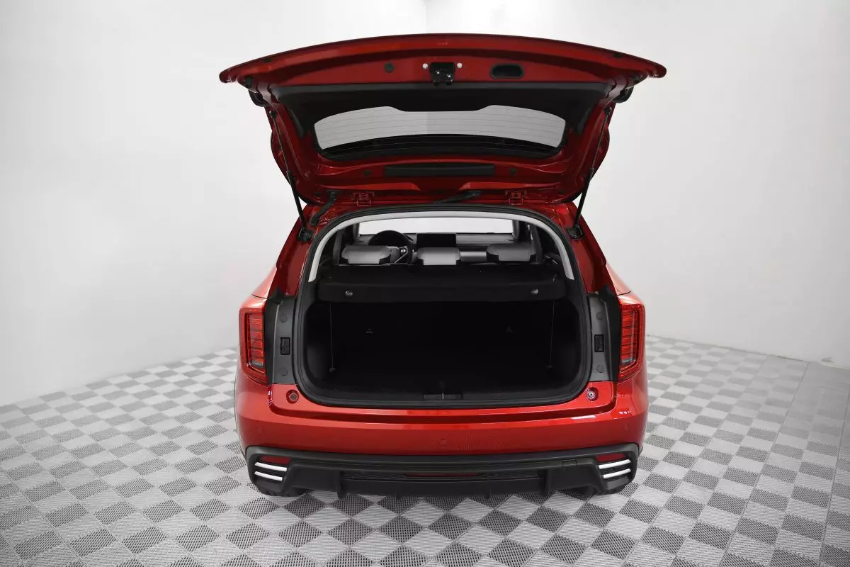 Автосалон: Haval New Jolion