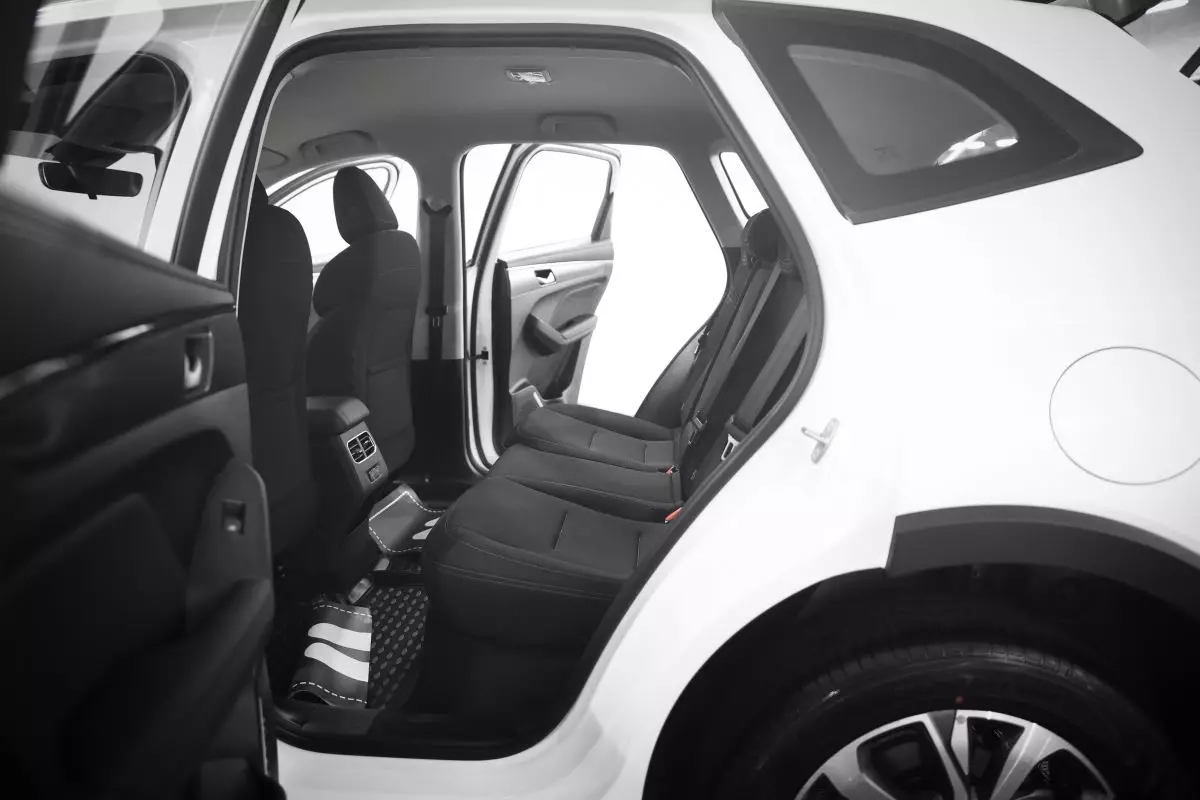 Автосалон: Haval New Jolion