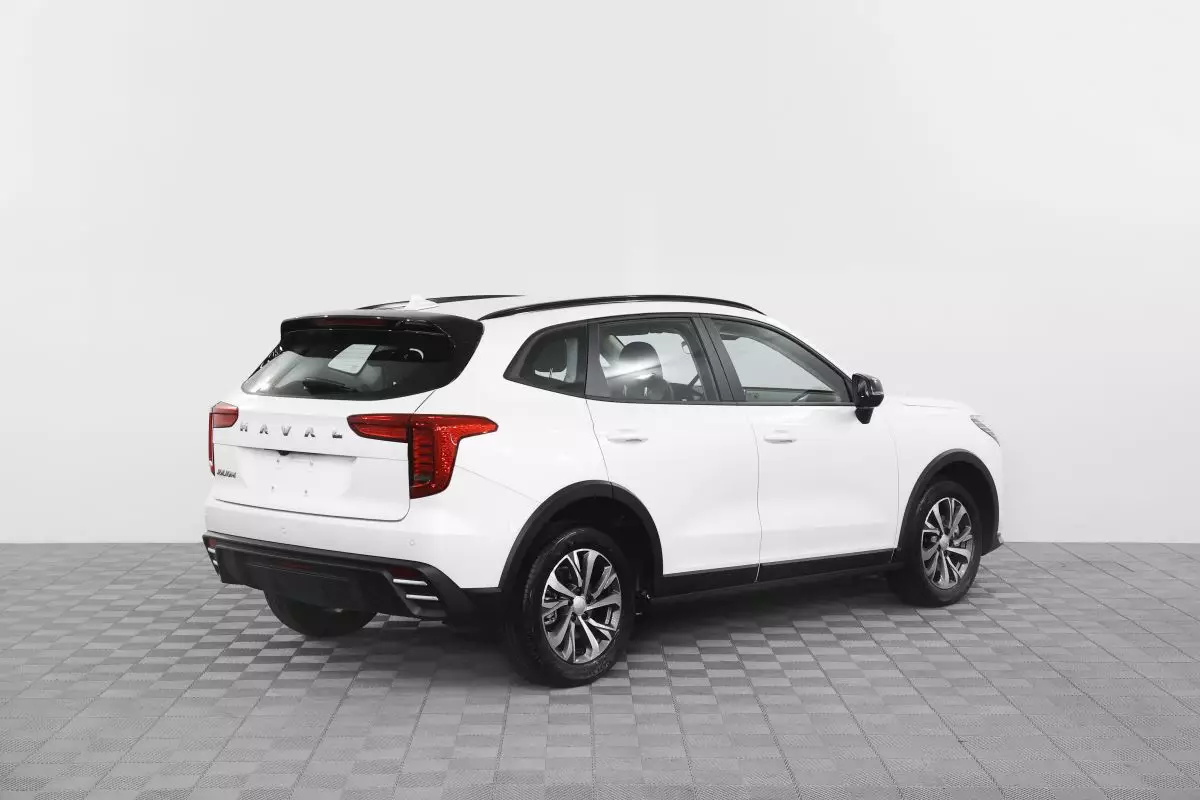 Автосалон: Haval New Jolion