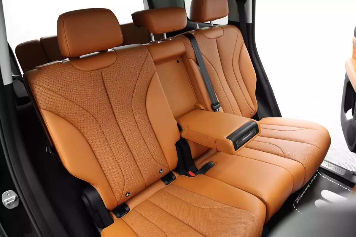 Автосалон: Haval H9