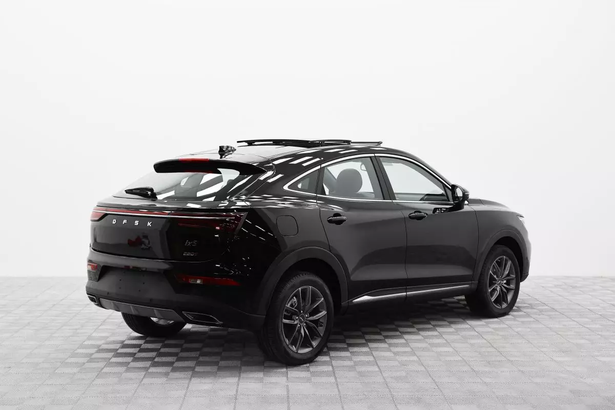 Автосалон: Dongfeng DFSK ix5