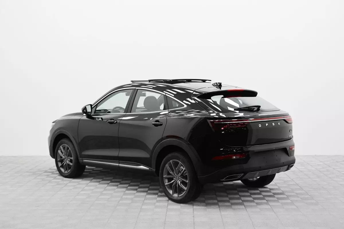 Автосалон: Dongfeng DFSK ix5