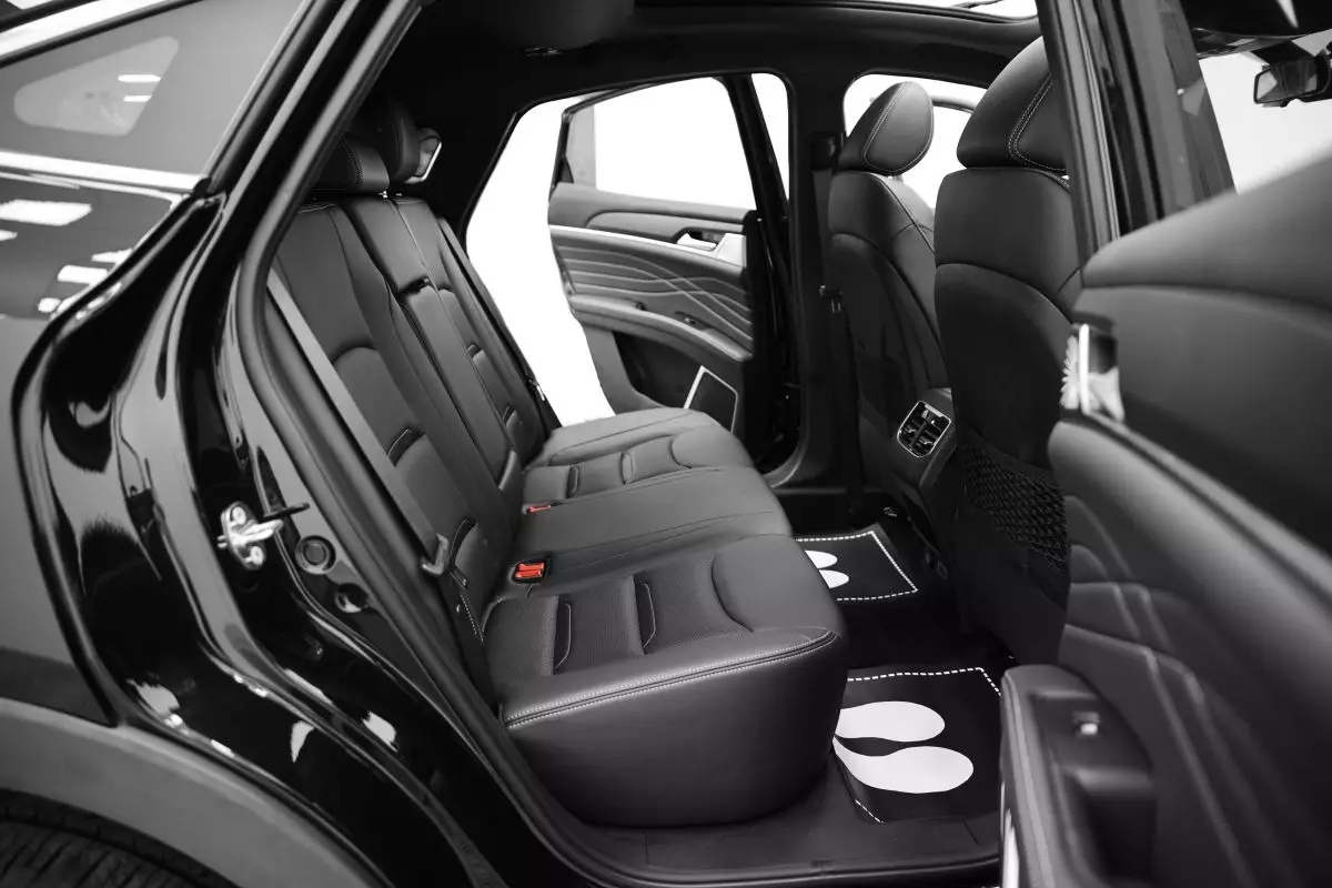 Автосалон: Dongfeng DFSK ix5