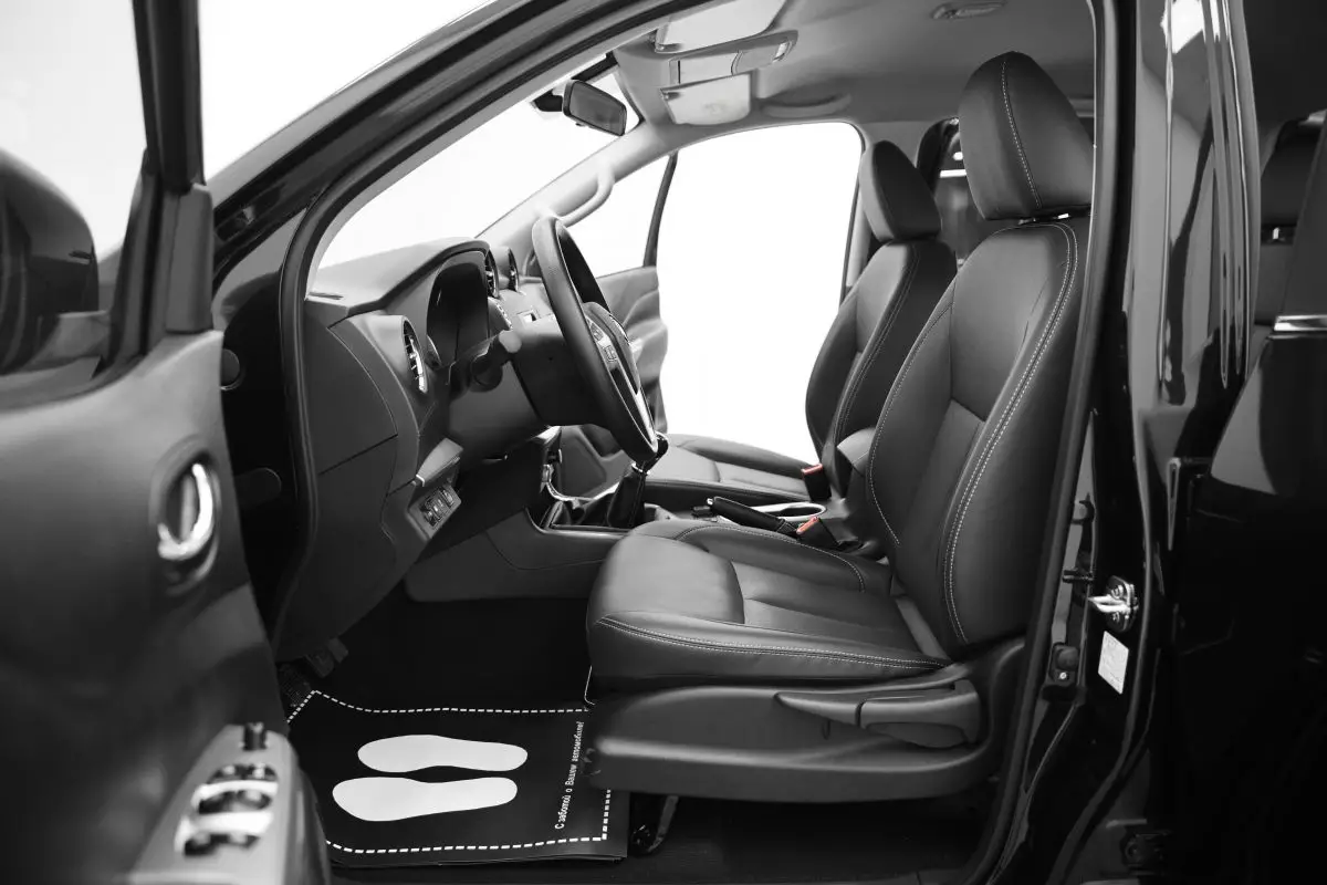 Автосалон: Dongfeng DF6