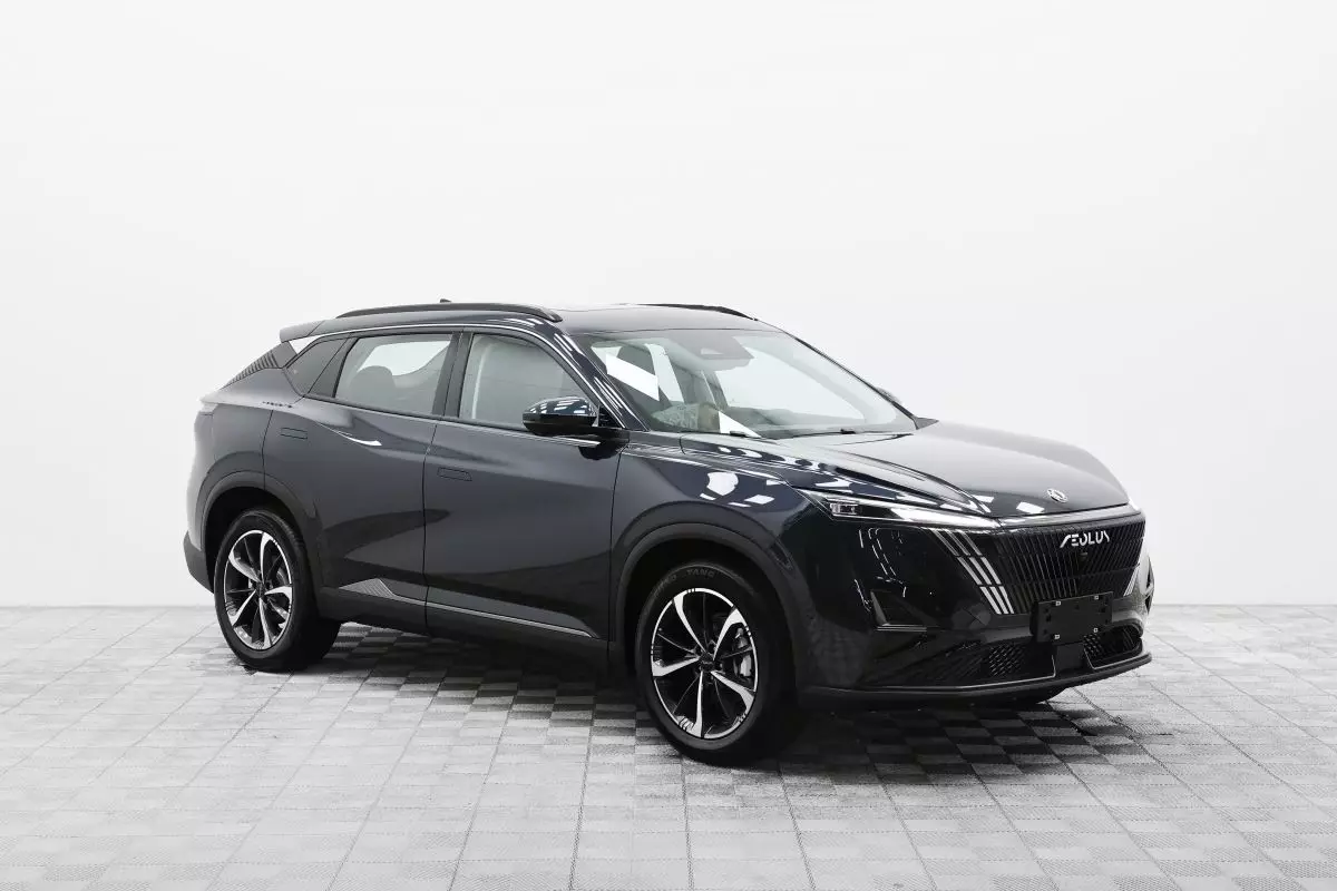 Автосалон: Dongfeng Mage