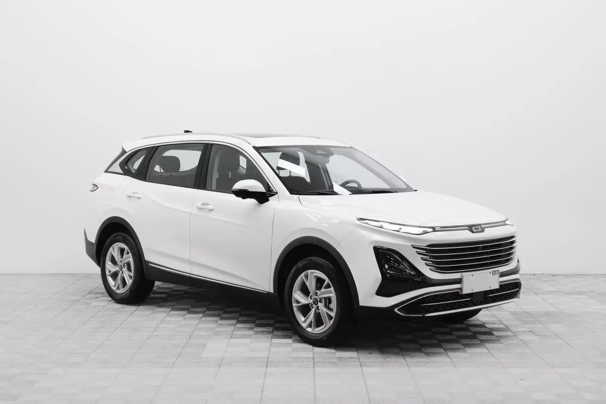 Автосалон: Bestune T90