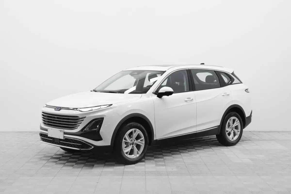 Автосалон: Bestune T90
