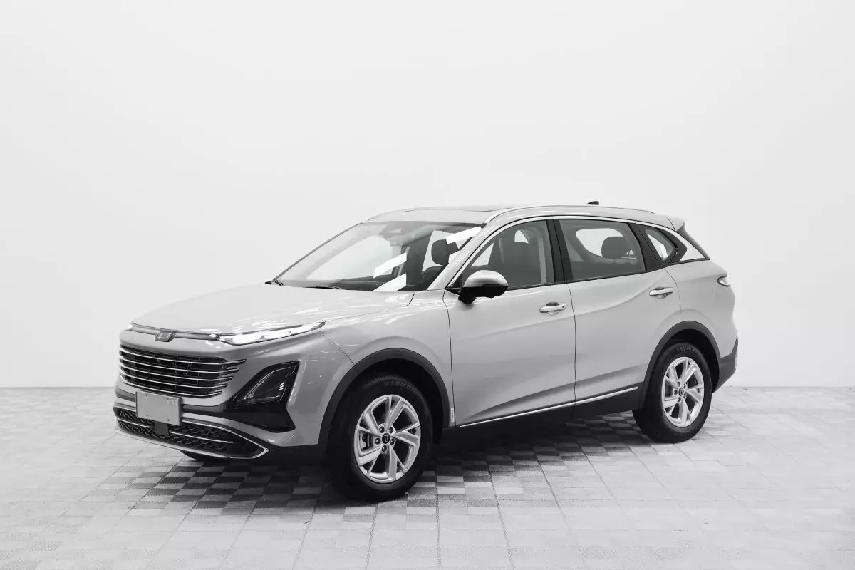 Автосалон: Bestune T90