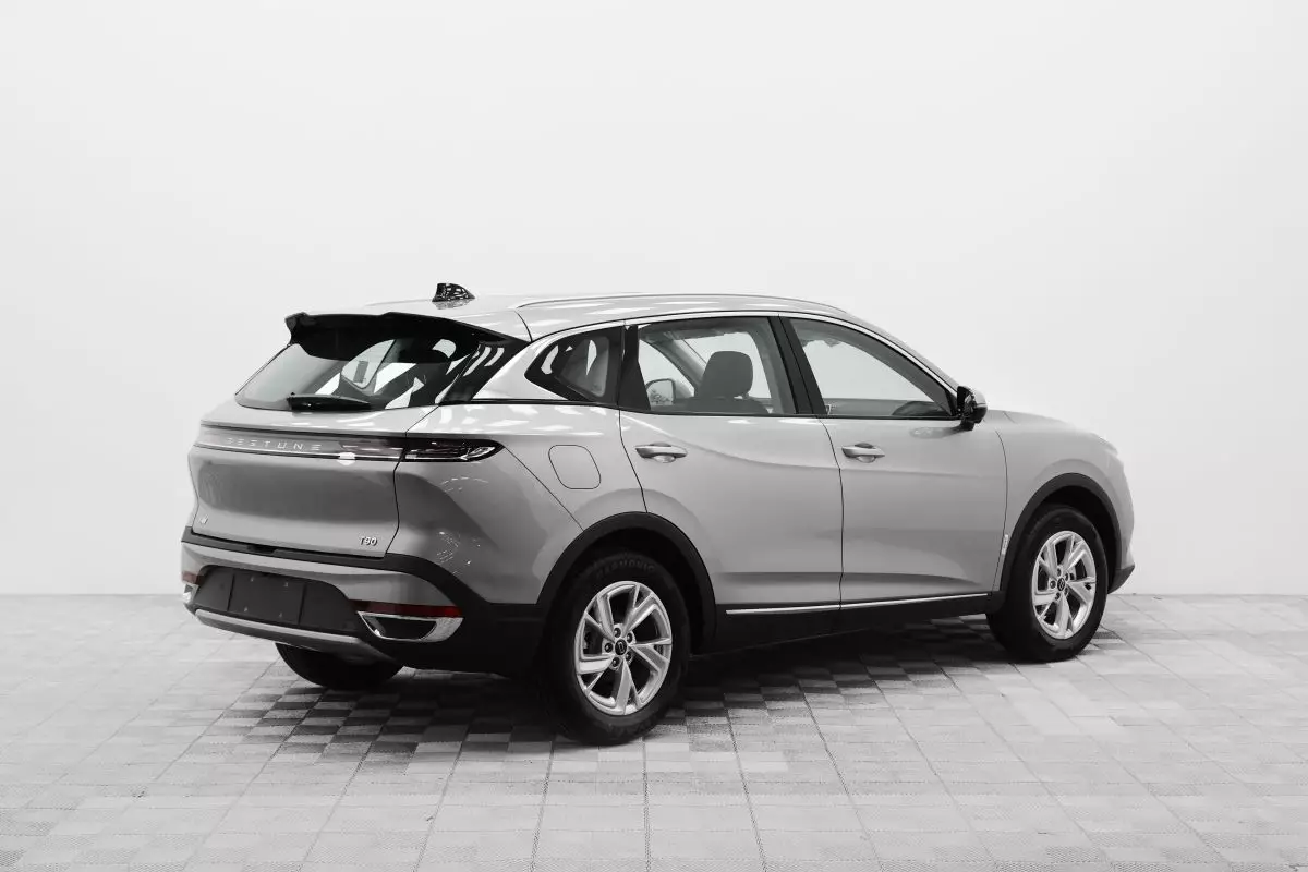 Автосалон: Bestune T90