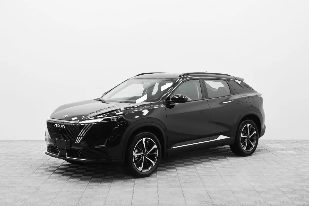 Автосалон: Dongfeng Mage
