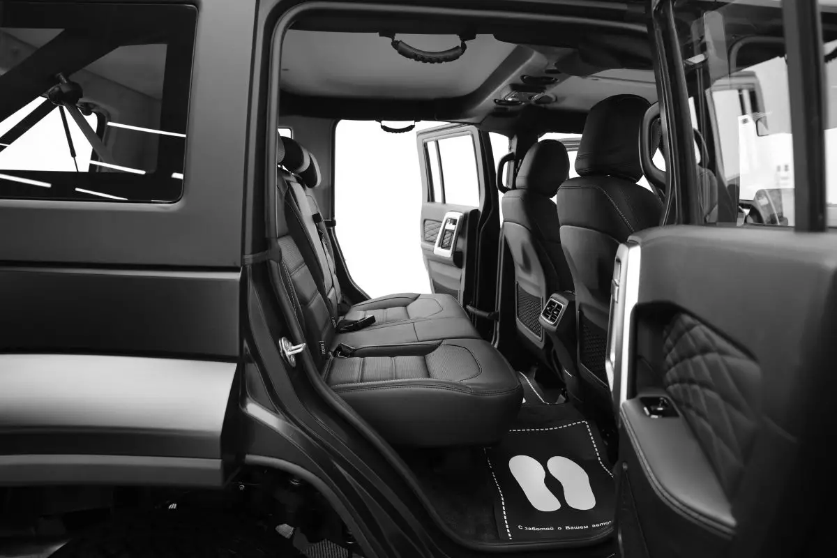 Автосалон: Baic BJ40