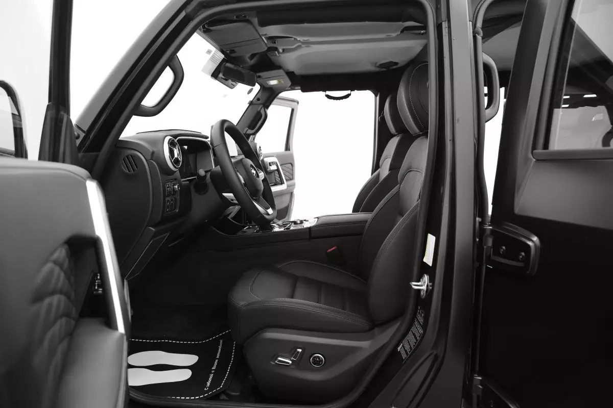Автосалон: Baic BJ40