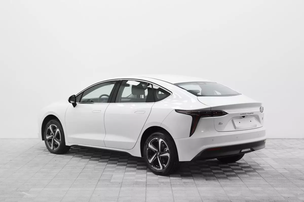 Автосалон: Амберавто A5