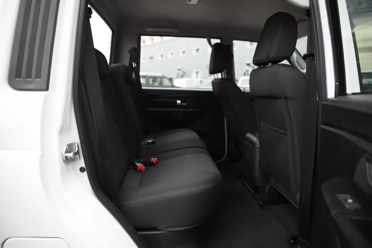 Автосалон: Uaz Профи Двухрядная кабина