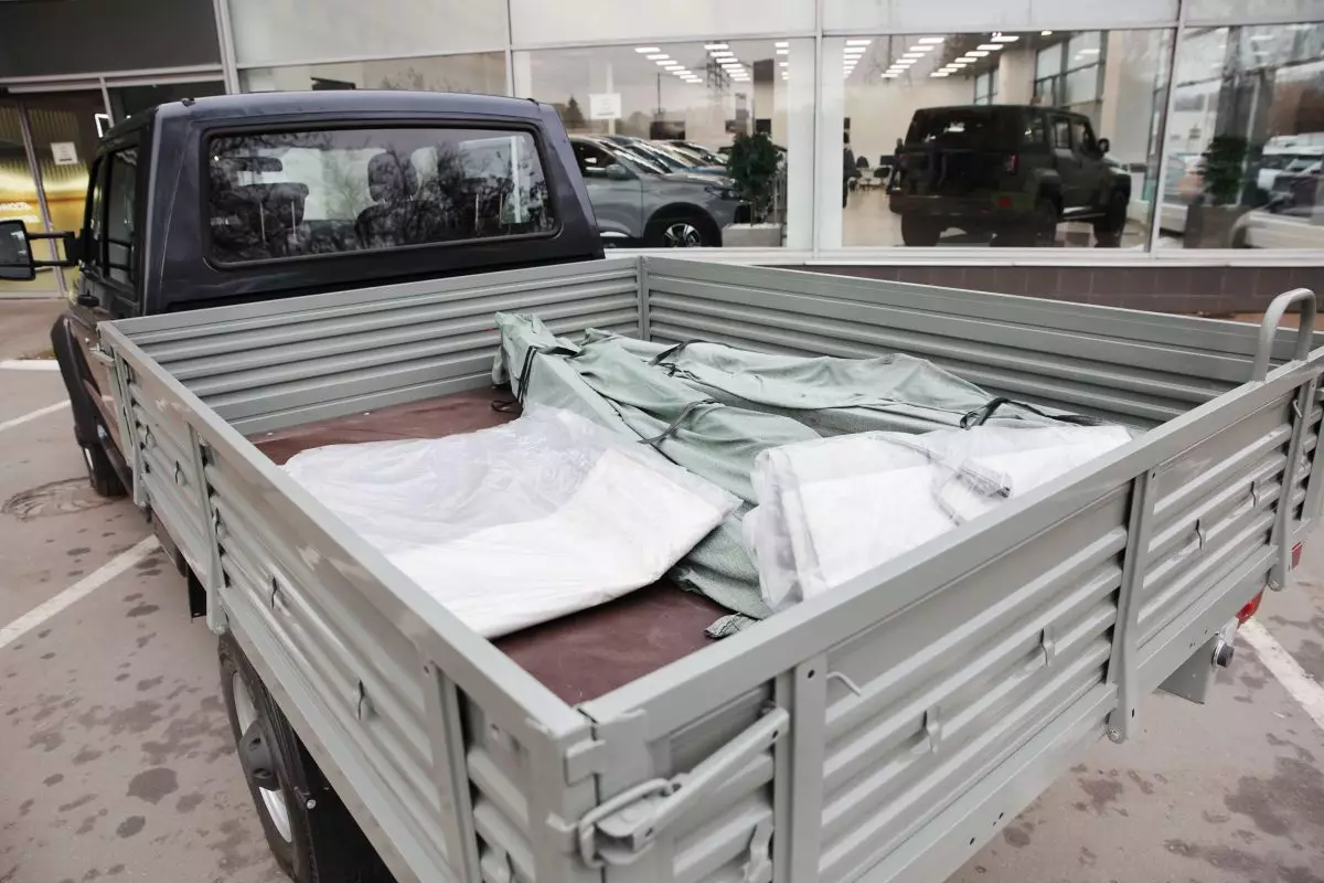 Автосалон: Uaz Профи Двухрядная кабина