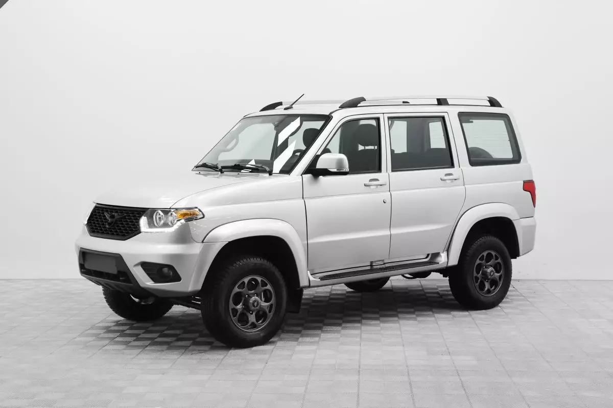 Автосалон: Uaz Patriot