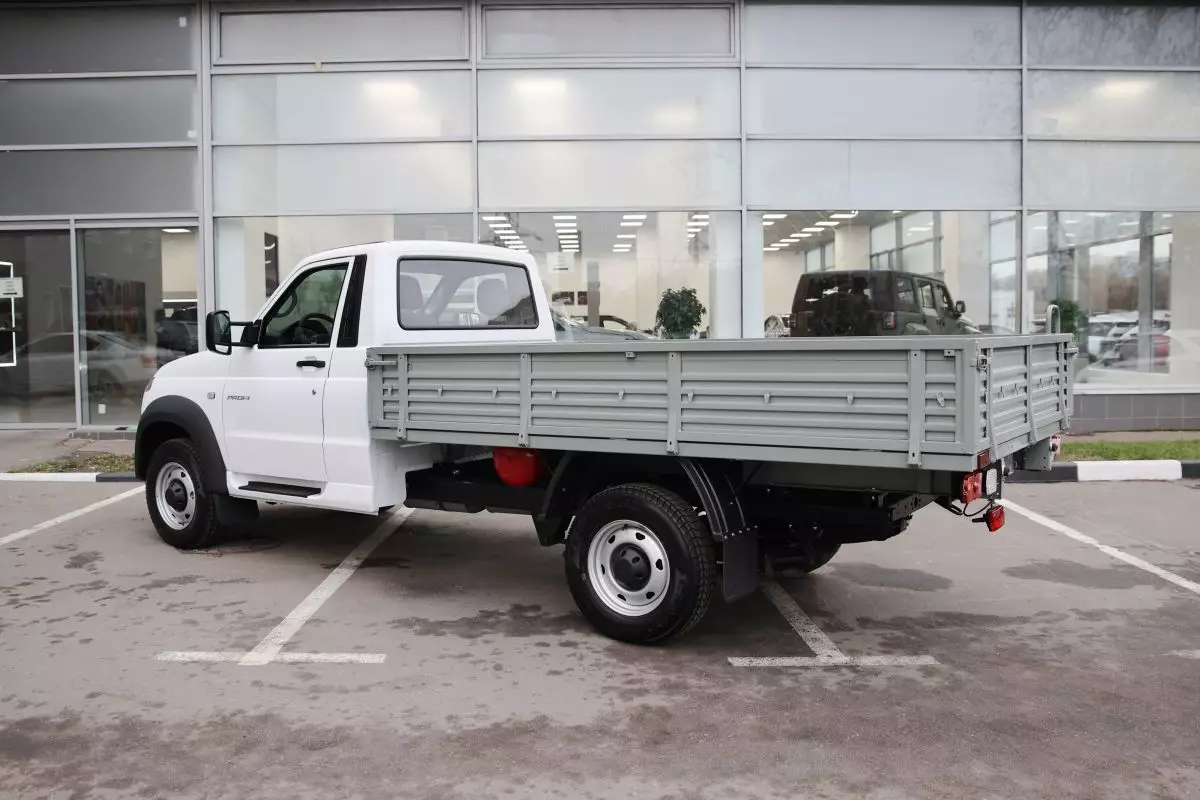 Автосалон: Uaz Профи Однорядная кабина