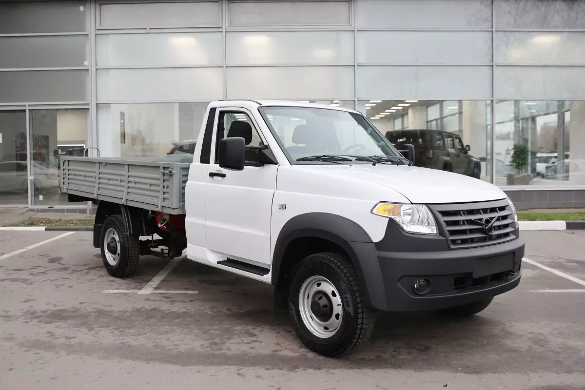Автосалон: Uaz Профи Однорядная кабина