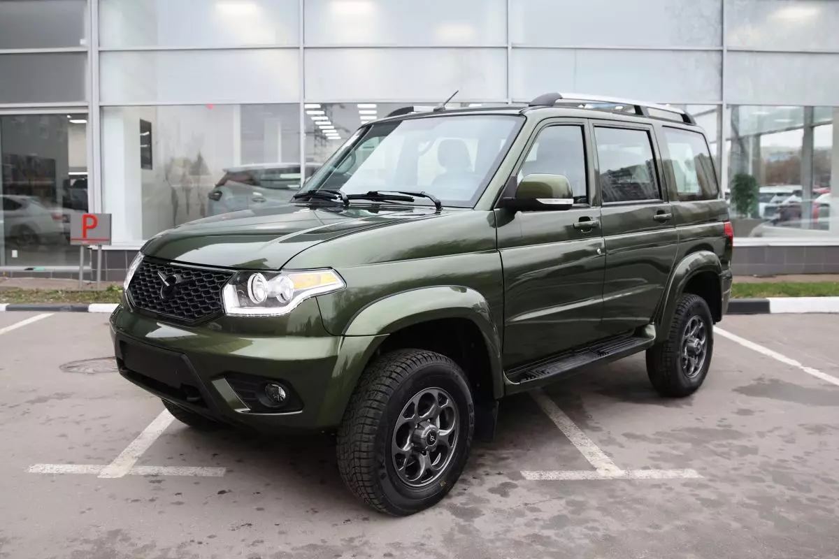 Автосалон: Uaz Patriot