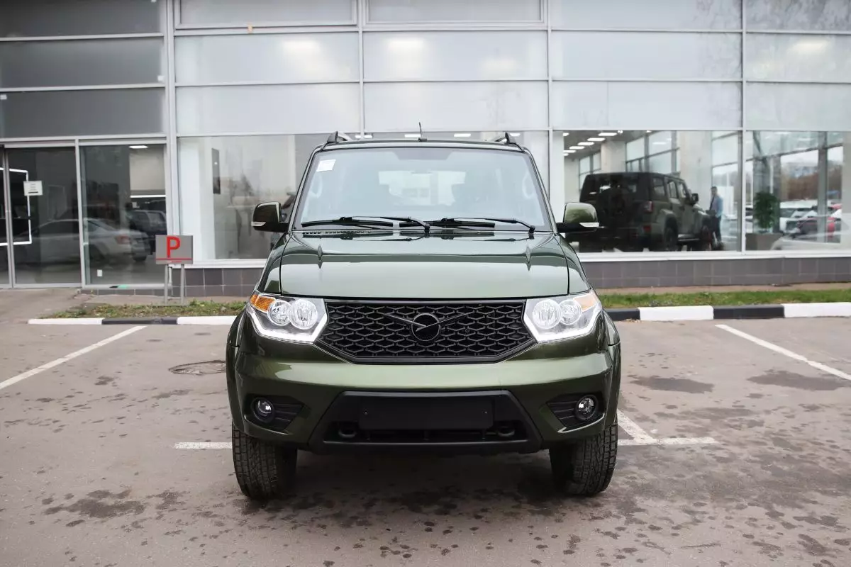 Автосалон: Uaz Patriot