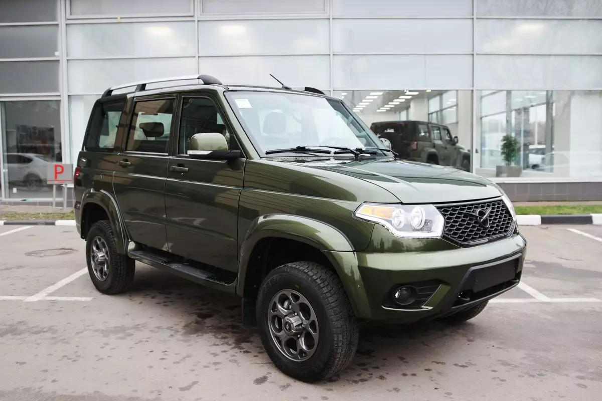 Автосалон: Uaz Patriot