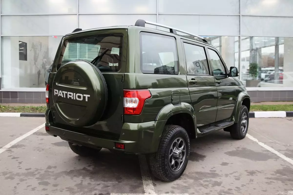 Автосалон: Uaz Patriot