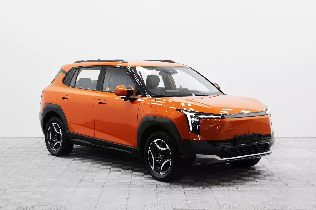 Автосалон: Evolute i-JOY