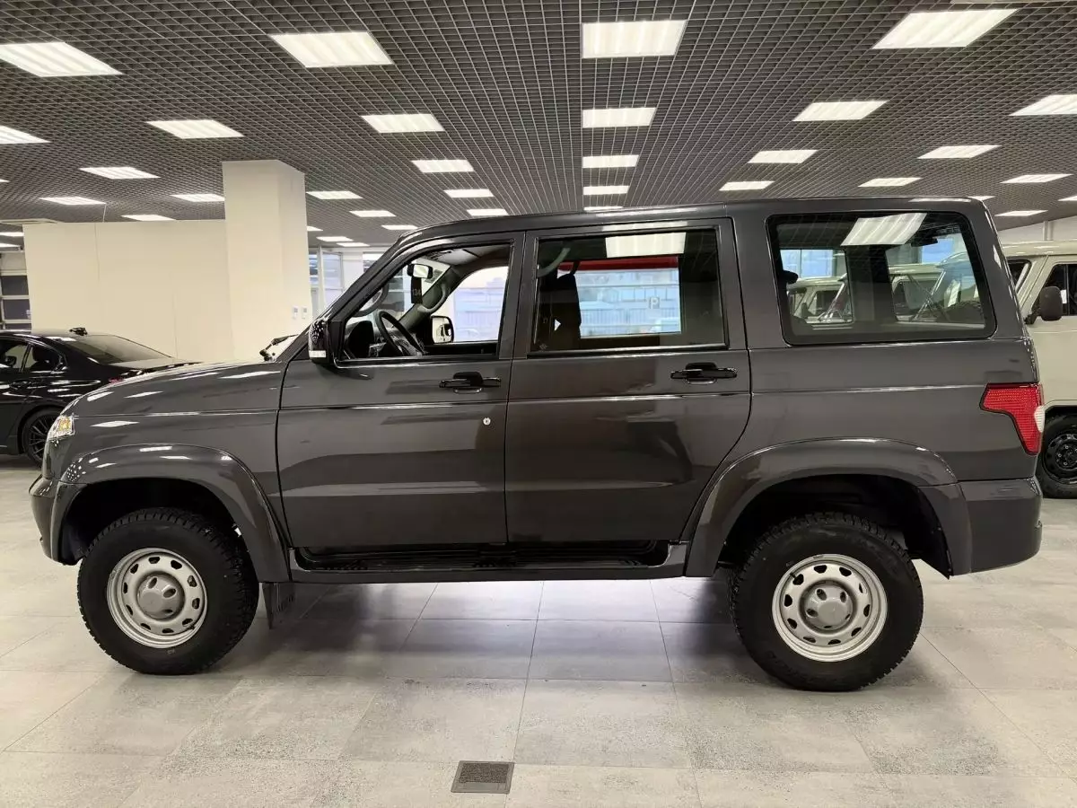 Автосалон: Uaz Patriot