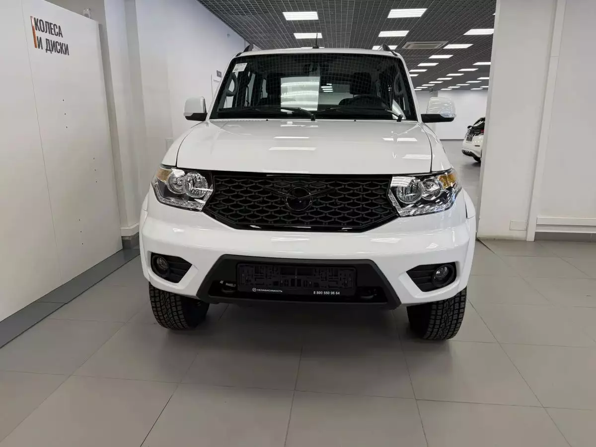 Автосалон: Uaz Patriot