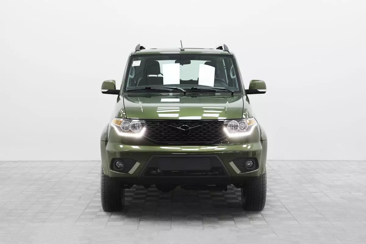 Автосалон: Uaz Patriot