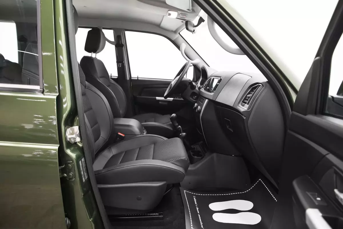 Автосалон: Uaz Patriot