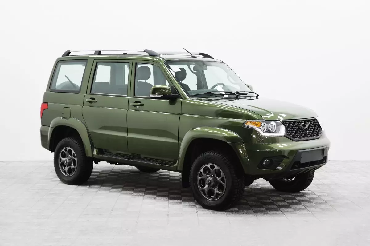 Автосалон: Uaz Patriot