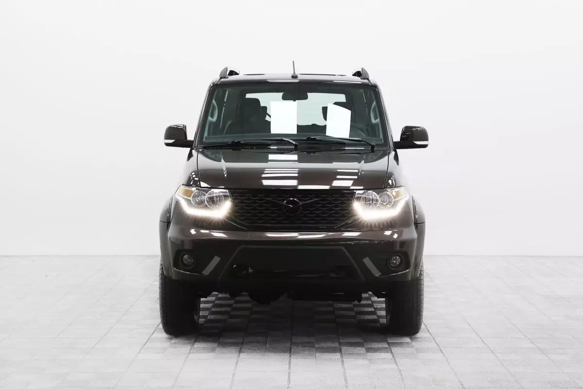 Автосалон: Uaz Patriot