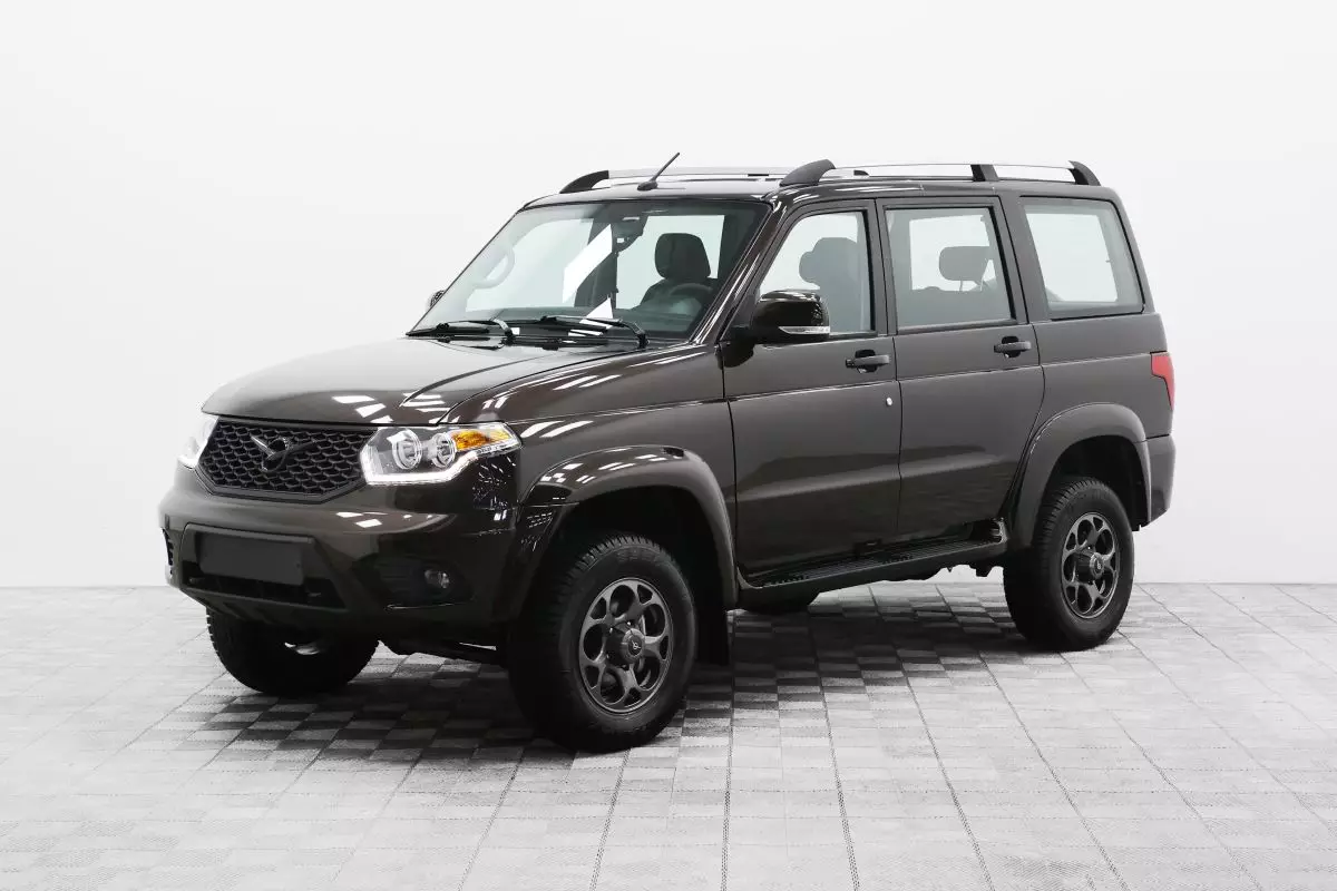 Автосалон: Uaz Patriot