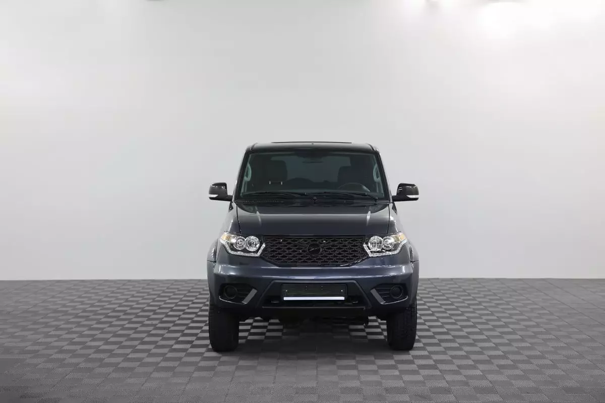 Автосалон: Uaz Patriot