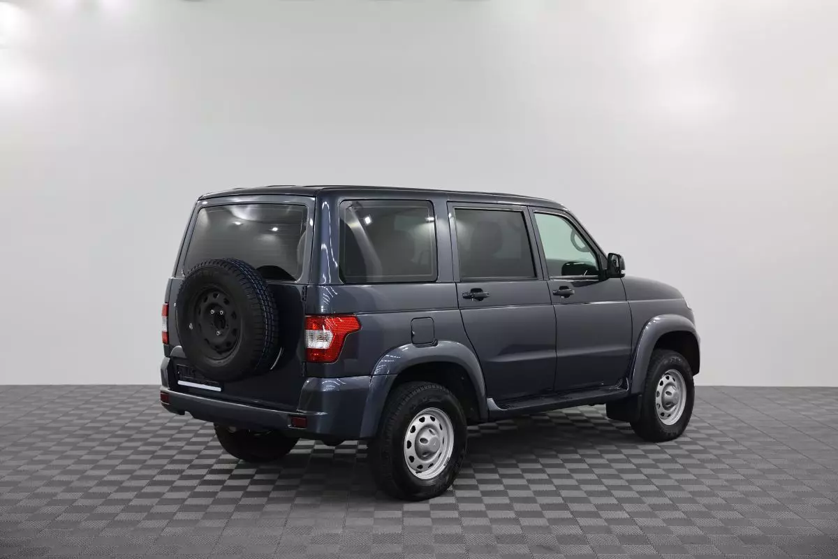 Автосалон: Uaz Patriot