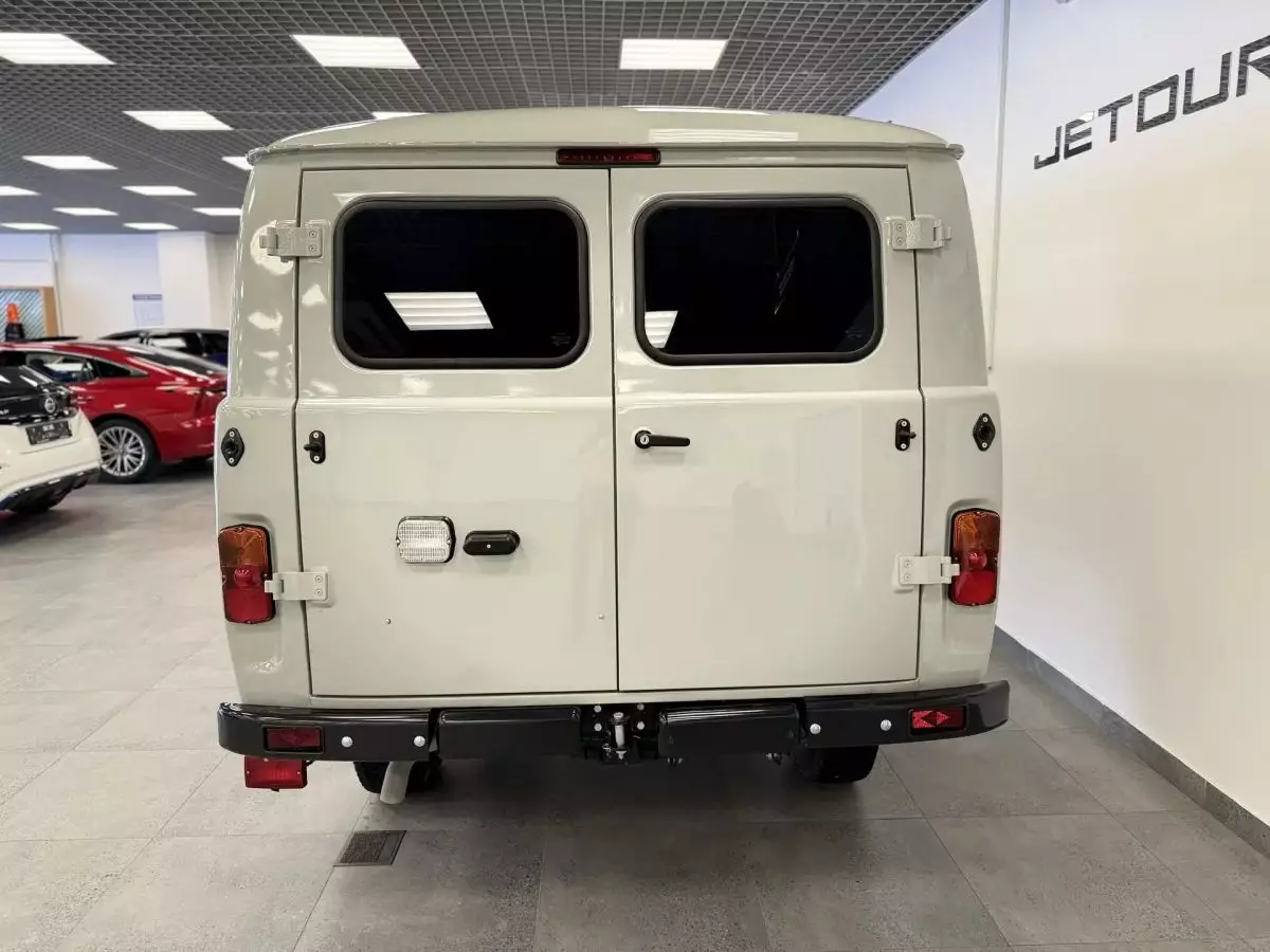Автосалон: Uaz СГР Комби