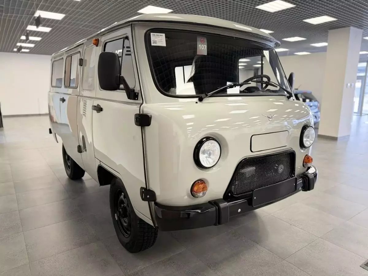 Автосалон: Uaz СГР Комби