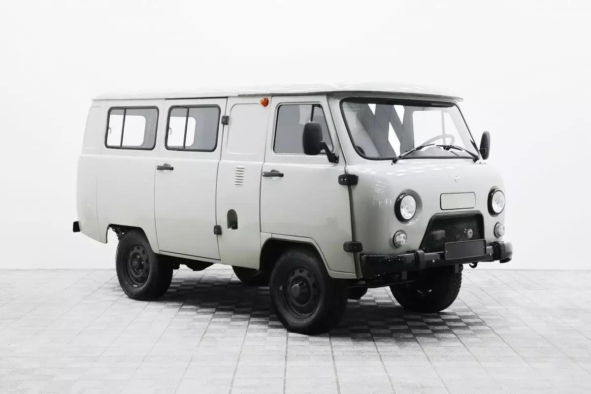 Автосалон: Uaz СГР Комби