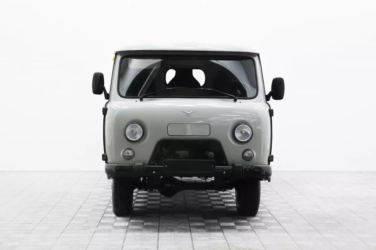 Автосалон: Uaz СГР Комби