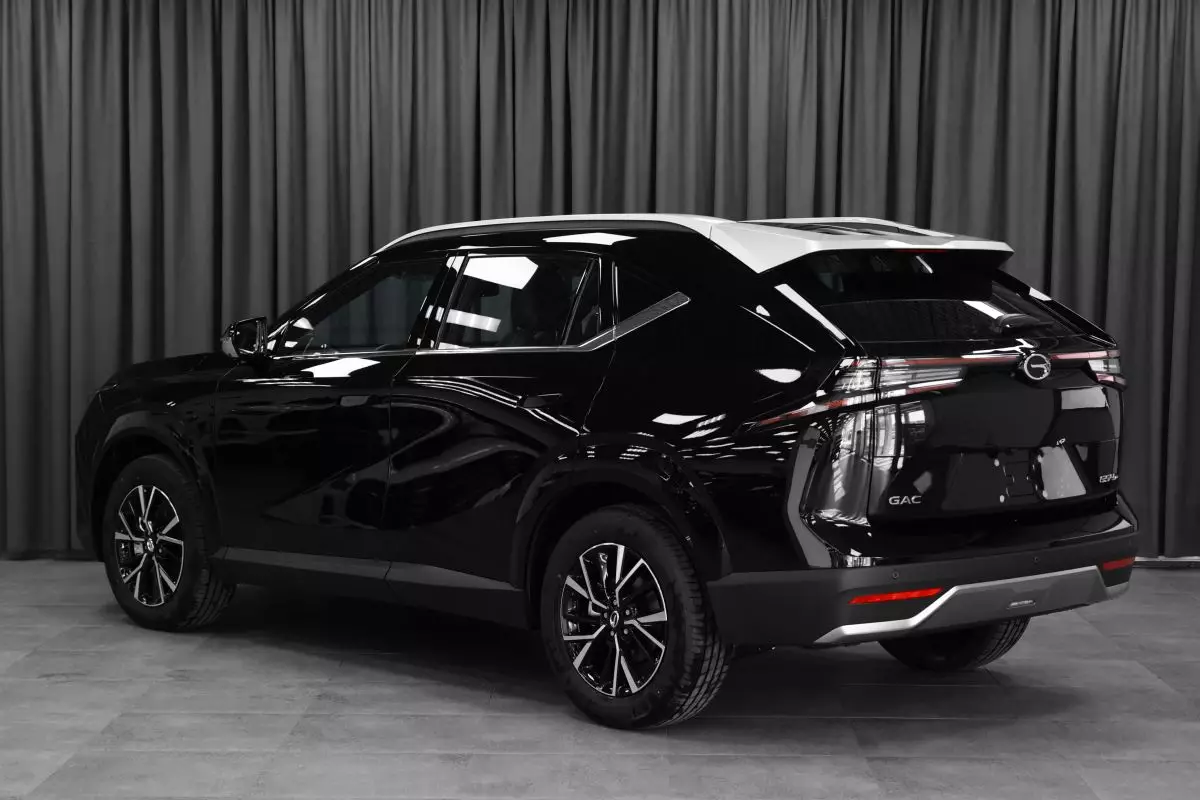 Автосалон: Gac GS4