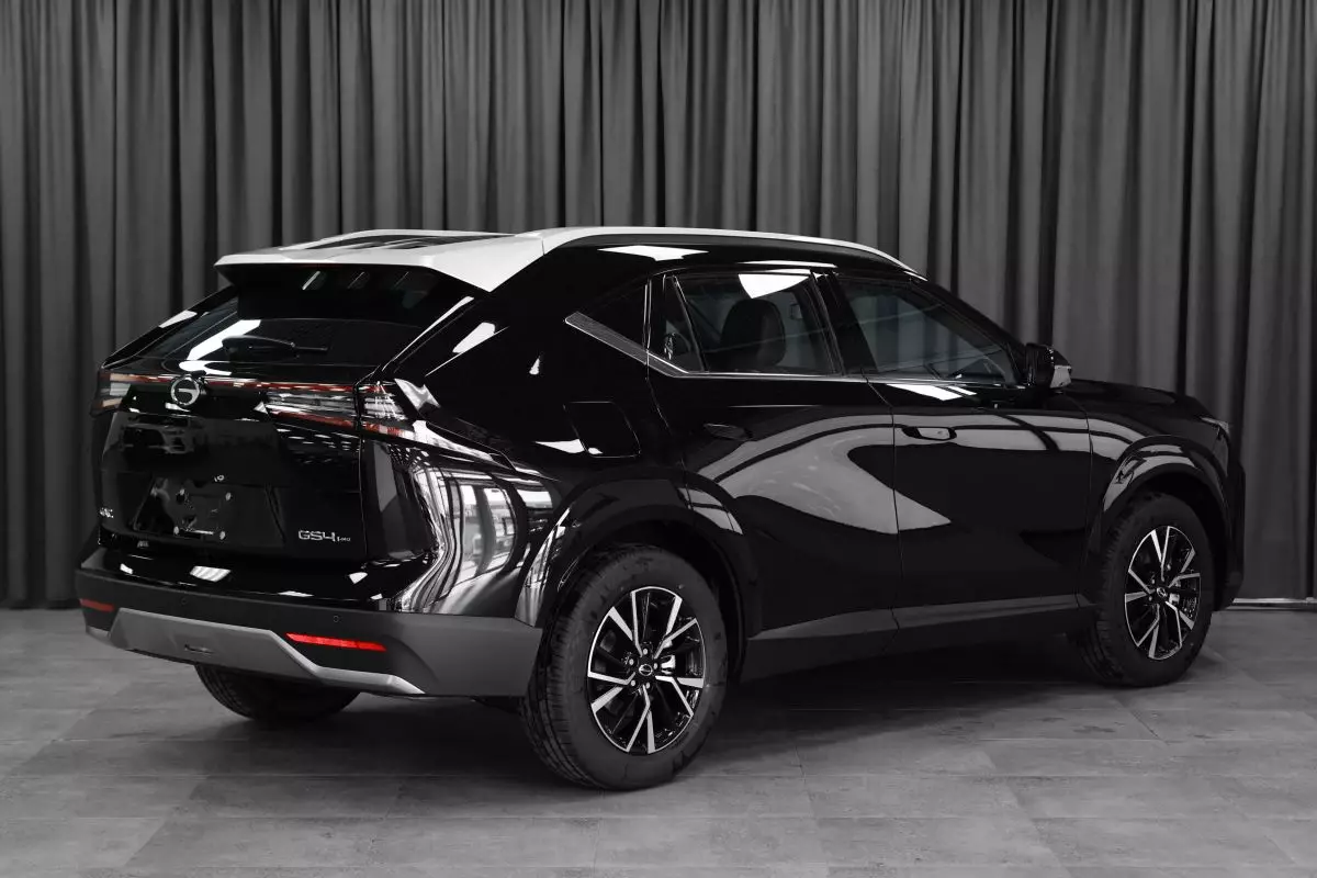Автосалон: Gac GS4