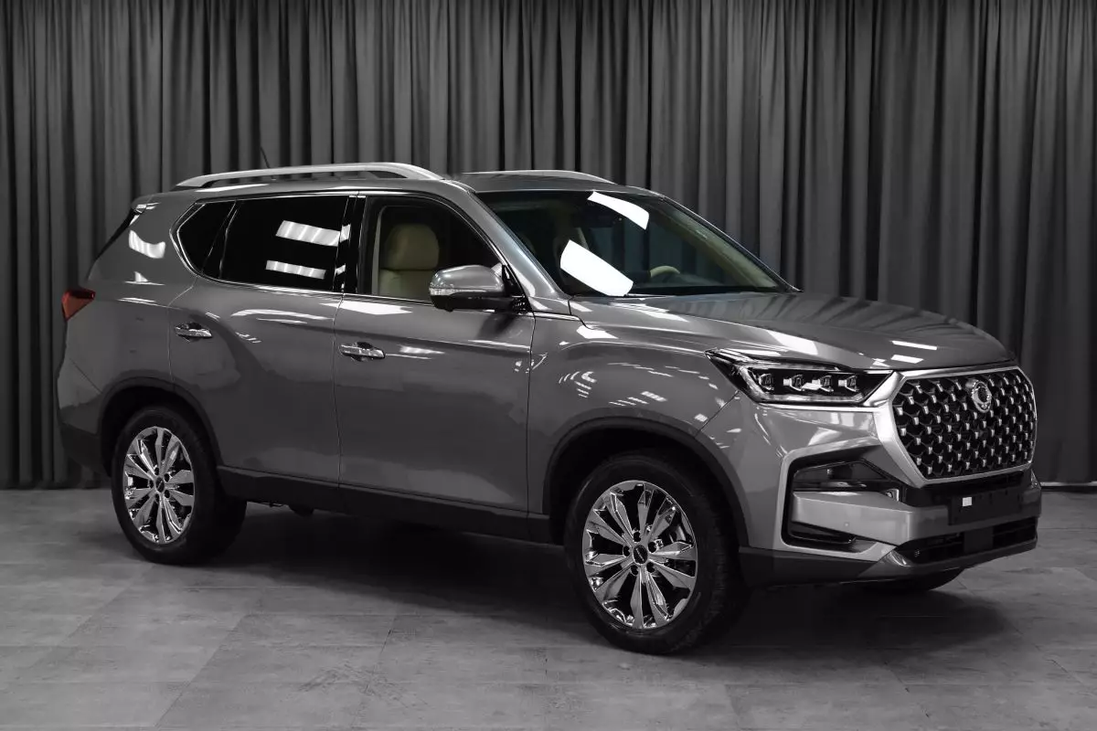 Автосалон: Kgm Rexton