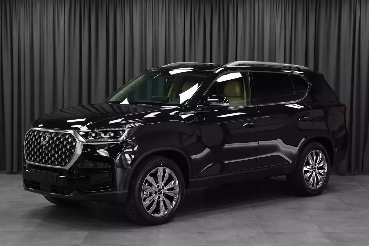 Автосалон: Kgm Rexton