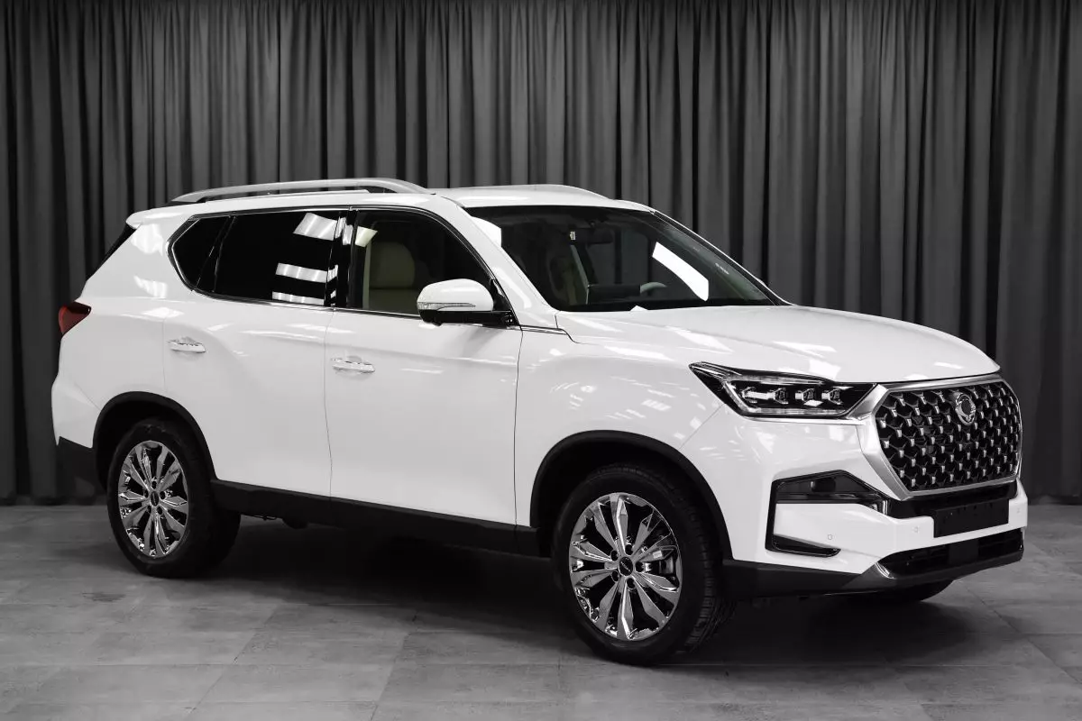 Автосалон: Kgm Rexton