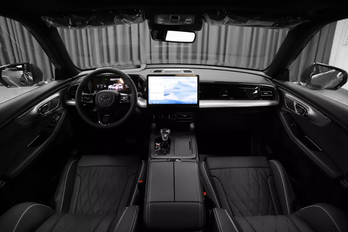 Автосалон: Gac GS8 New