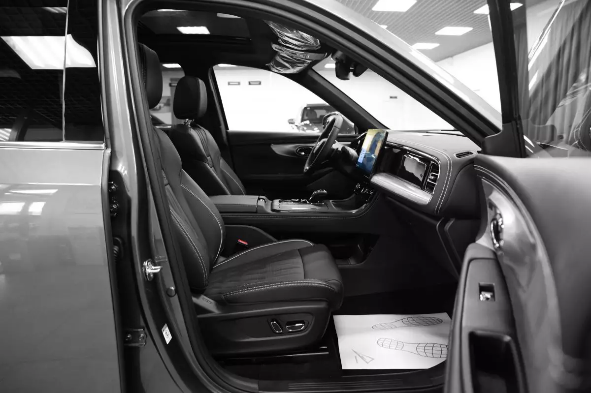 Автосалон: Gac GS8 New